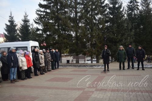 Аксубайда Россия һәм Татарстан әләмнәре күтәрелде