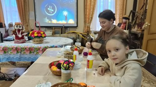В Аксубаевском музее мастерили обереги и подковы