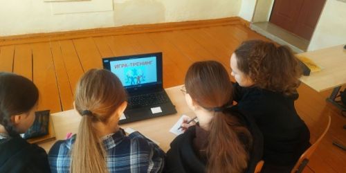 Авыл мәктәбендә узган сыйныфтан тыш дәрестә «Юк!» дияргә өйрәнделәр