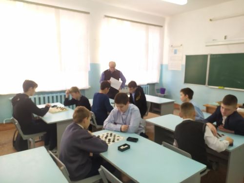 Фән атналыгында авыл мәктәбендә интеллектуаль уен узды