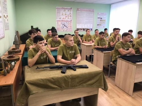 Десятиклассники аксубаевских школ прошли учебные сборы в рамках программы «Авангард»