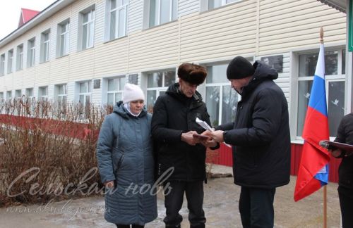 В  Старых Киязлах открыли гранитные доски в память о погибших в зоне спецоперации