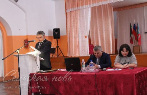 Кривоозерцы отправили для используемого в зоне спецоперации автомобиля запчасти
