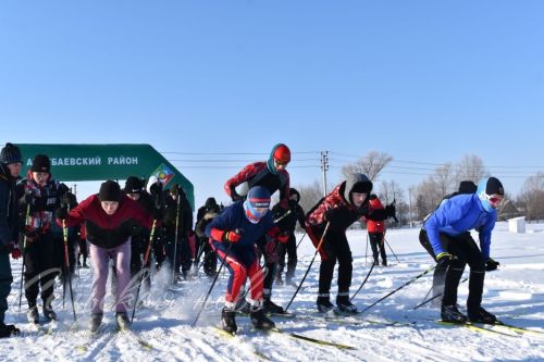 В Аксубаевском районе на «Лыжню России 2024» встали более 2000 любителей спорта