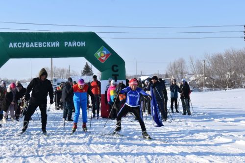 В Аксубаевском районе на «Лыжню России 2024» встали более 2000 любителей спорта