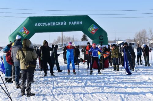 В Аксубаевском районе на «Лыжню России 2024» встали более 2000 любителей спорта