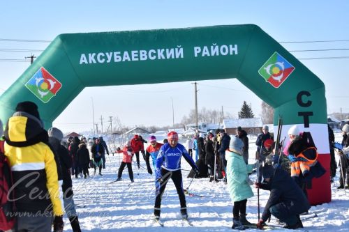 В Аксубаевском районе на «Лыжню России 2024» встали более 2000 любителей спорта