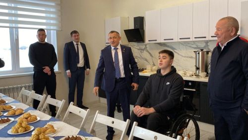 Участнику спецоперации из Лаишевского района вручили ключи к новому дому
