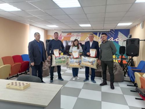 Шахматта иң яхшылар арасында булуларын дәлилләделәр