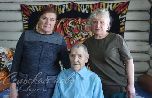 Туксан яшендә дә авыл остасының куллары эш коралы сорый