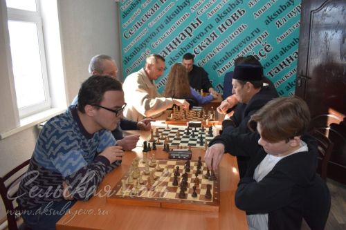 Аксубаевская «Сельская новь» в память о бывшем редакторе организовала шахматный турнир