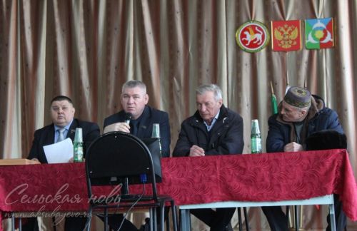 Яңа Ибрайда җирле үзидарә органына кискен мәсьәләләрне хәл итәргә ветераннар ярдәм итә