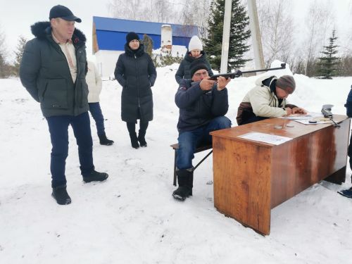 Аксубаевские лесоводы встали на лыжню