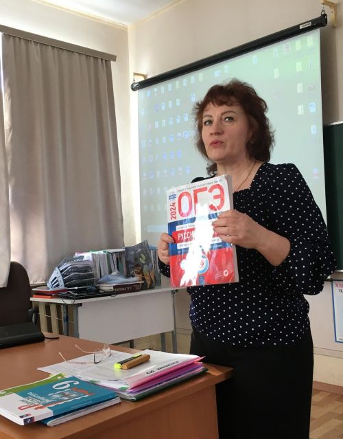 Кәкре Күл мәктәбе мәйданчыгында тел укытучылары семинары узды
