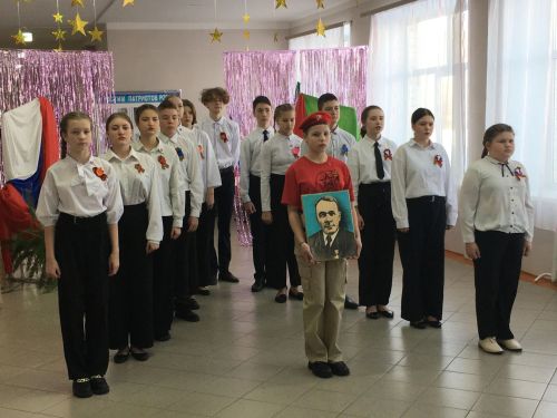 Кәкре Күл мәктәбе мәйданчыгында тел укытучылары семинары узды