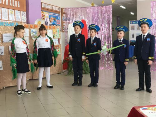 Кәкре Күл мәктәбе мәйданчыгында тел укытучылары семинары узды