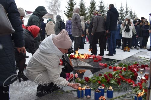 Аксубаевцы почтили память погибших от теракта в Подмосковье