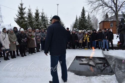 Аксубаевцы почтили память погибших от теракта в Подмосковье