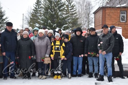 Аксубаевцы почтили память погибших от теракта в Подмосковье