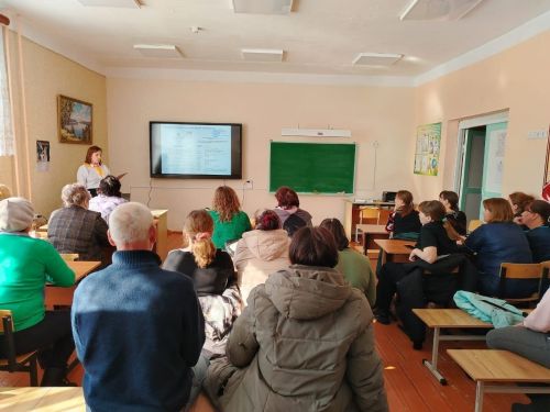 Савгач мәктәбендә узган җыелыш каникуллар вакытында иминлеккә багышланды