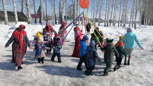 В посёлке Мюд провели древний славянский праздник Жаворонка