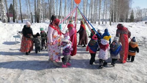 В посёлке Мюд провели древний славянский праздник Жаворонка