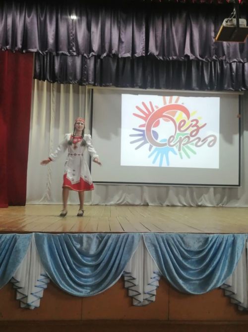 Театральные труппы Новотимошкинской  школы стали первыми в конкурсе «Без берге»