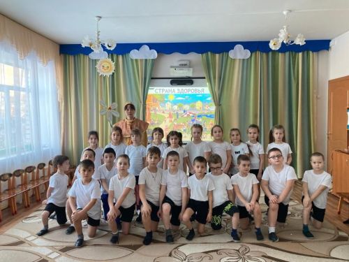 Малыши Аксубаевского детского сада «Буратино» вступили во Всероссийское движение Первых