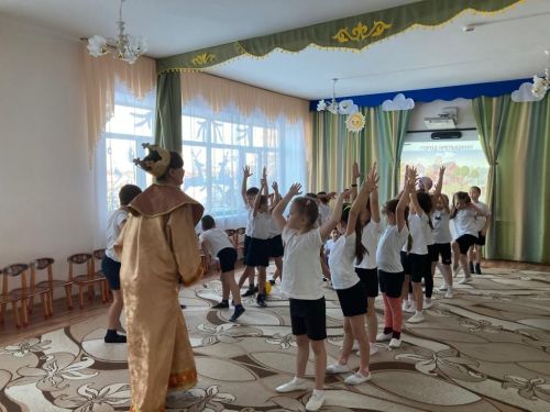 “Буратино” Аксубай балалар бакчасы сабыйлары Бөтенроссия “Беренчеләр хәрәкәте” сафларына керделәр