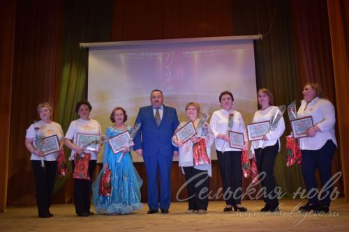 Аксубай районында бәйрәм кичәсе гүзәл ханымнарга багышланды