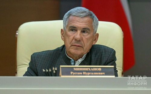 Рустам Минниханов призвал сохранять спокойствие после атаки БПЛА