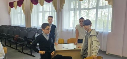 Аксубай мәктәбе мәйданчыгында VIII тарихи-җәмгыять белеме турнирының финалы узды