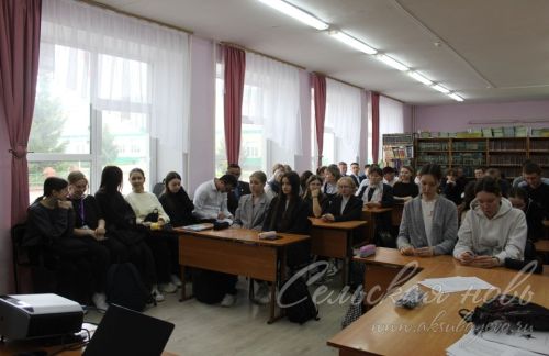 На площадке Аксубаевской школы прошла акция «Диктант Победы»