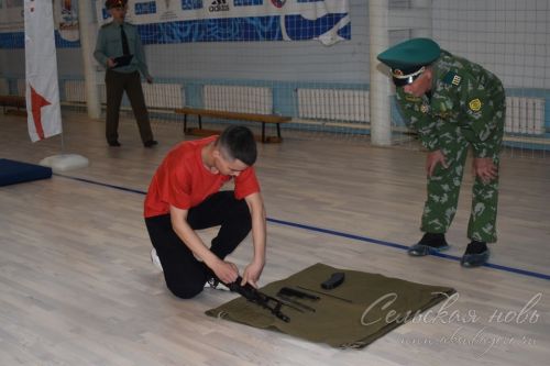 В Аксубаеве в «Зарницу» играли будущие воины