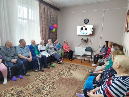 Ветеранам отраслей напомнили правила дорожного движения