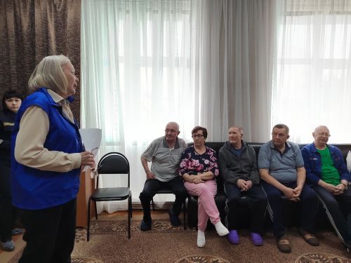 Ветеранам отраслей напомнили правила дорожного движения
