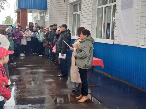 В.Г. Тимирясов исемендәге Аксубай мәктәбендә мәктәпне тәмамлаучы турындагы истәлек мәңгеләштерелде