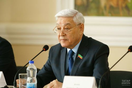Фарид Мухаметшин поздравил представителей СМИ с днём печати
