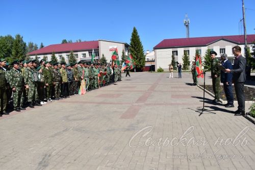 В Аксубаеве дозорные рубежей отметили свой праздник