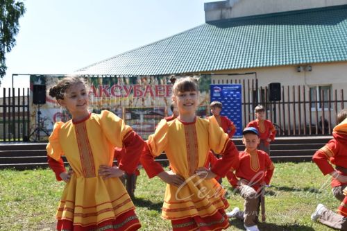 Аксубайда Балаларны яклау көненә багышланган чара узды