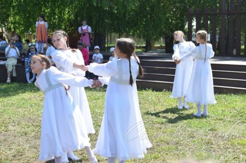 Аксубайда Балаларны яклау көненә багышланган чара узды