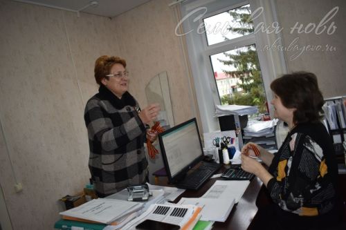 Работникам Аксубаевской редакции вручили символы Победы