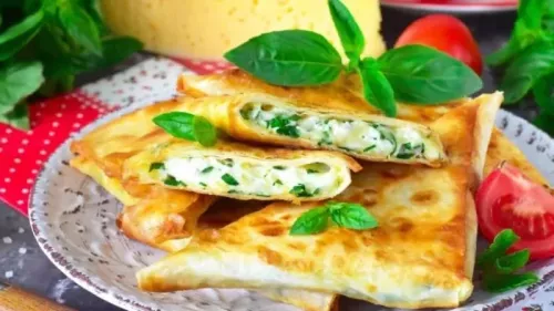 Хачапури с лавашем на сковороде: как сделать вкусный перекус за 5 минут