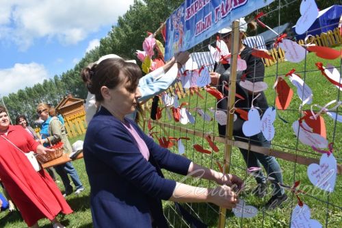 Аксубай Сабан туенда үзәк китапханәнең иҗат зоналары кунакларны җәлеп итү урыны булды