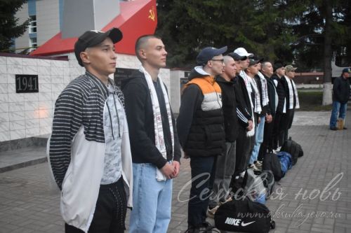 Аксубаевские призывники отправились на службу с добрыми напутствиями от участника СВО