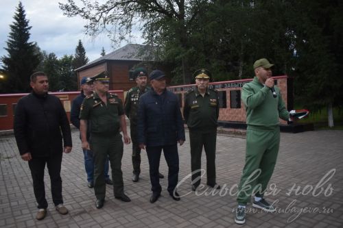 Аксубаевские призывники отправились на службу с добрыми напутствиями от участника СВО