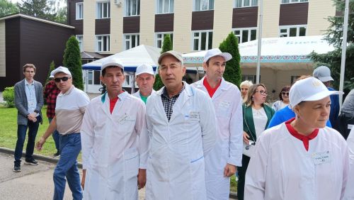 Специалисты Аксубаевского района продемонстрировали мастерство по воспроизводству стада