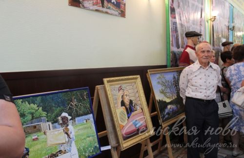 Рәссам Виктор Артемьевның картиналары күргәзмәгә килүчеләрнең йөрәкләрен яулады