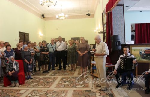 Рәссам Виктор Артемьевның картиналары күргәзмәгә килүчеләрнең йөрәкләрен яулады