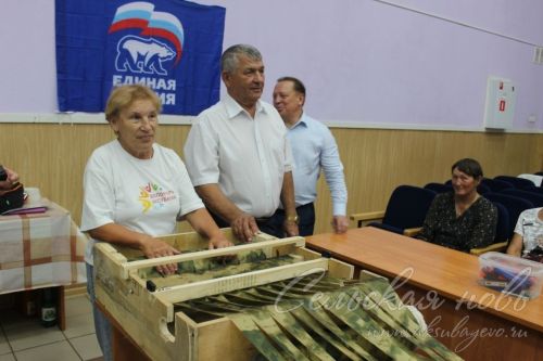Айдар Метшин махсус хәрби операциядә катнашучылар һәм Аксубай волонтерлары белән очрашты
